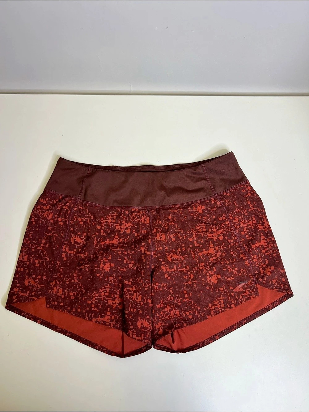 Brooks Chaser 5" Short Women's Athletic Shorts Run Raisin Glitch Print - Size La